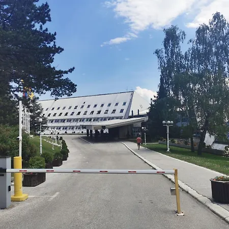 Tarski Snovi - Tara, *